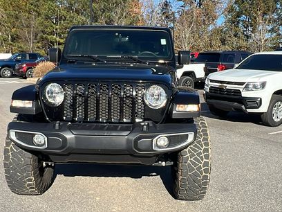 Used 2023 Jeep Gladiator Sport