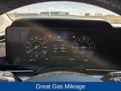 Used 2024 Kia Carnival SX Prestige FWD image 27