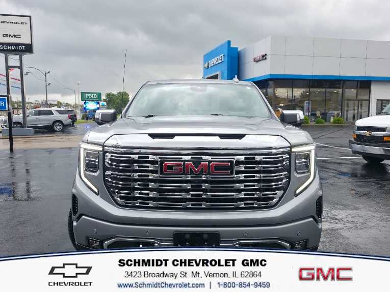 Used 2023 GMC Sierra 1500 Denali w/ Denali Reserve Package AWD/4WD image 2