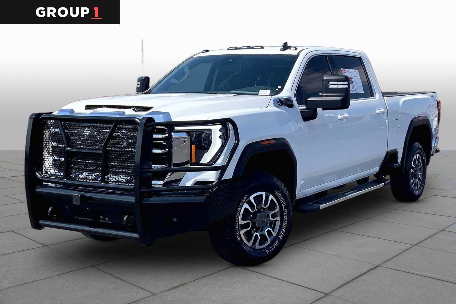 Used 2024 GMC Sierra 2500 SLE w/ SLE Value Package; AWD/4WD image 1
