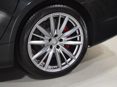 Certified 2022 Maserati Quattroporte Modena Q4 image 7