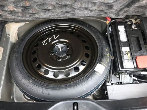 Used 2016 Chrysler 300 C w/ Safetytec Plus Group image 25