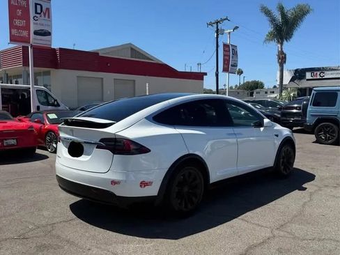 Used 2017 Tesla Model X 90D AWD/4WD image 5