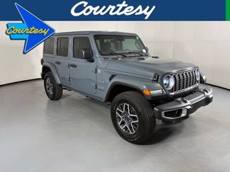 Used 2024 Jeep Wrangler Unlimited Sahara AWD/4WD video 1