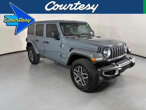 Used 2024 Jeep Wrangler Unlimited Sahara AWD/4WD image 1