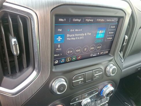 Used 2022 GMC Sierra 2500 Denali image 18