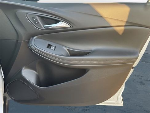 Used 2023 Buick Encore GX Essence w/ Experience Buick Package image 14