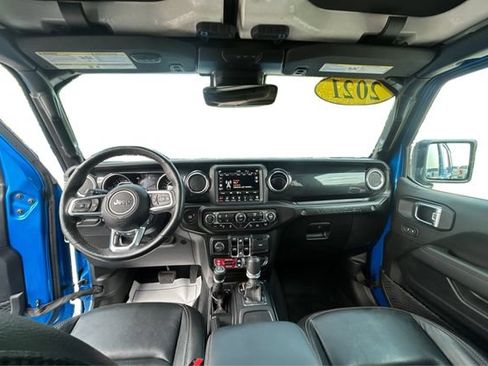 Used 2021 Jeep Wrangler Unlimited Rubicon w/ Trailer Tow Package AWD/4WD image 23