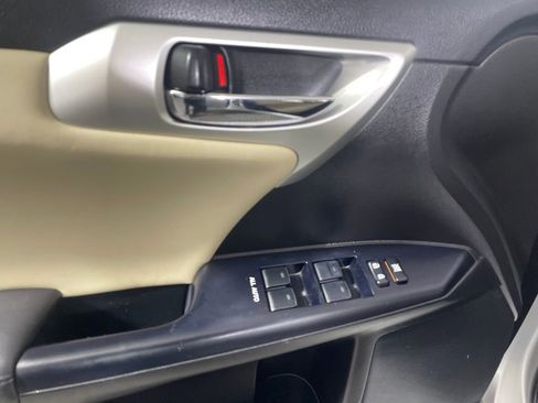 Used 2012 Lexus CT 200h Premium w/ Premium Audio Pkg FWD image 9