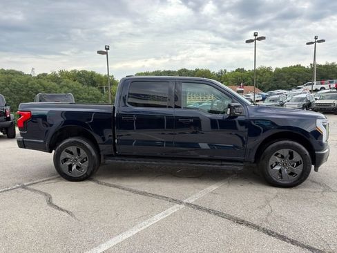 Used 2025 Ford F150 Lightning Lariat AWD/4WD image 8