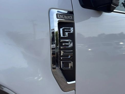 Used 2018 Ford F350 King Ranch w/ King Ranch Ultimate Package AWD/4WD image 9