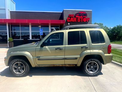 Used 2004 Jeep Liberty Renegade w/ Trailer Tow Group
