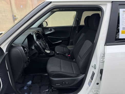 Used 2021 Kia Soul EX image 29