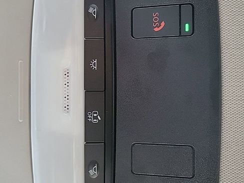 Certified 2022 Nissan Rogue SV image 32