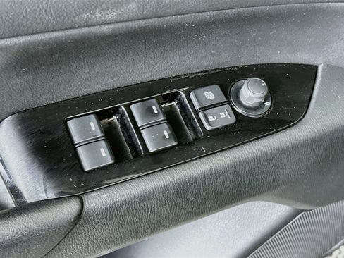 Used 2025 MAZDA CX-5 AWD 2.5 S w/ Preferred Package image 15