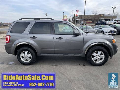 Used 2010 Ford Escape XLT image 4