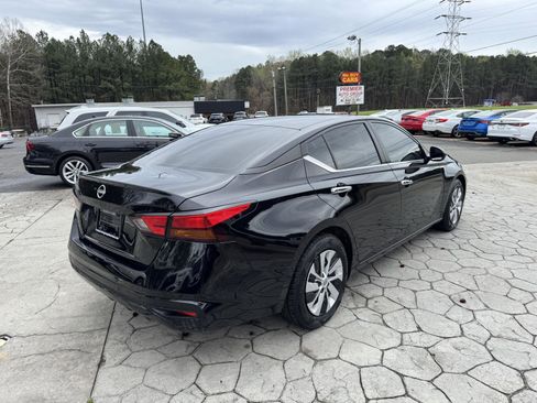 Used 2024 Nissan Altima 2.5 S image 12