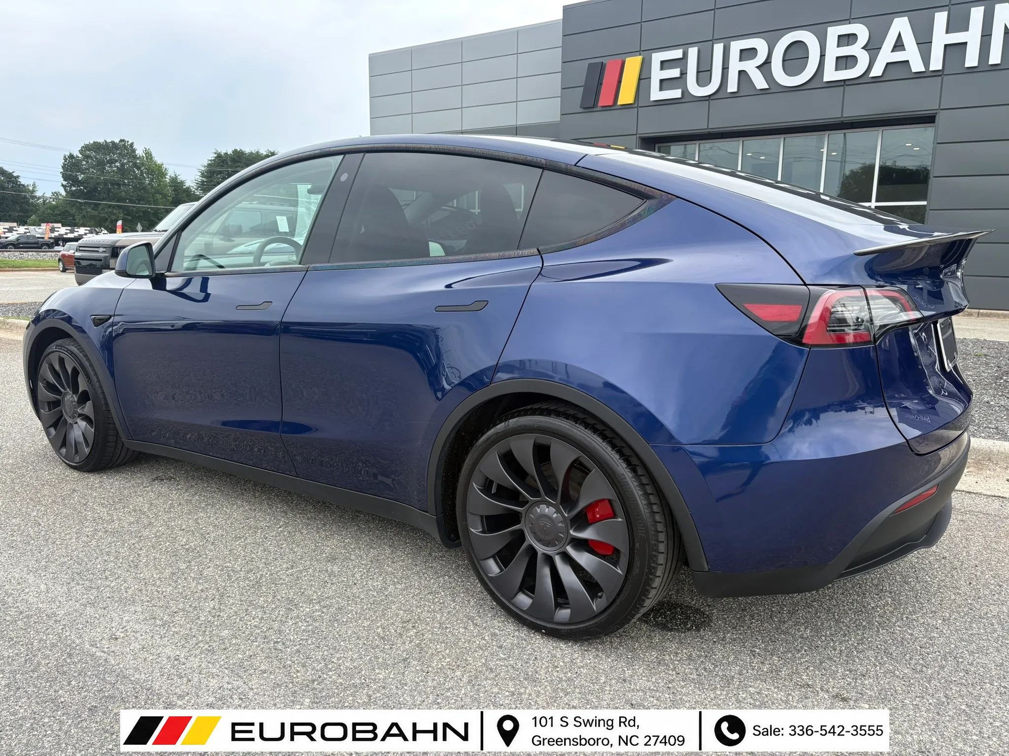 Used 2023 Tesla Model Y Performance AWD/4WD image 27