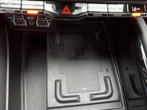 Used 2022 Dodge Durango Citadel image 32