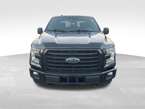 Used 2015 Ford F150 XLT w/ Equipment Group 302A Luxury image 9