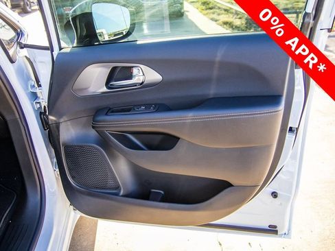 New 2026 Chrysler Pacifica Select w/ S Appearance Package FWD image 71