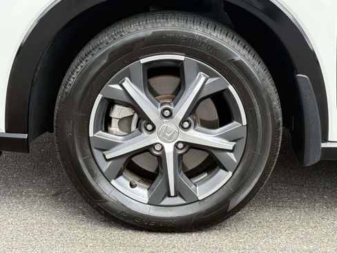 Used 2024 Honda HR-V EX-L image 11