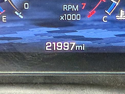 Used 2025 Chevrolet Equinox LT AWD/4WD image 39
