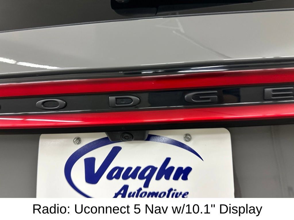 Used 2025 Dodge Durango R/T w/ Blacktop Package AWD/4WD image 17