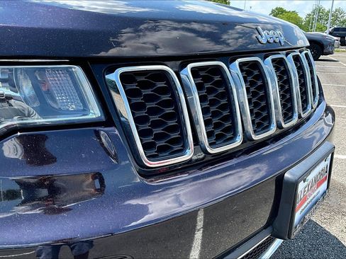 Used 2018 Jeep Grand Cherokee Limited AWD/4WD image 29