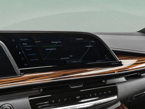 Used 2023 Cadillac Escalade Premium Luxury AWD/4WD image 30