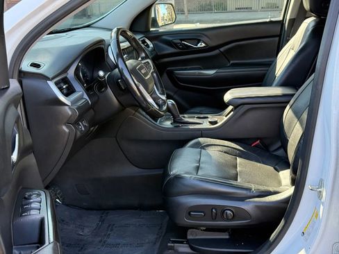 Used 2018 GMC Acadia SLT FWD image 15