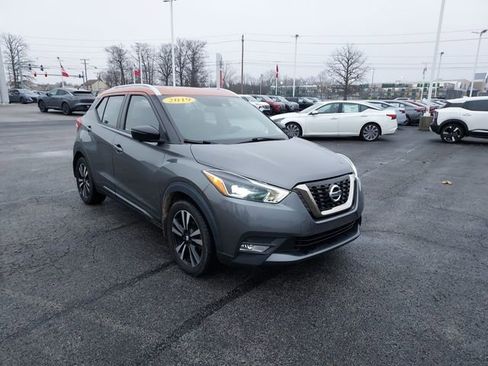 Used 2019 Nissan Kicks SR w/ SR Premium Package image 11