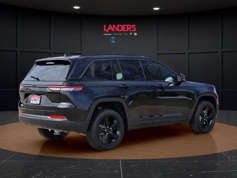 New 2026 Jeep Grand Cherokee Limited w/ Limited Altitude Package RWD image 3