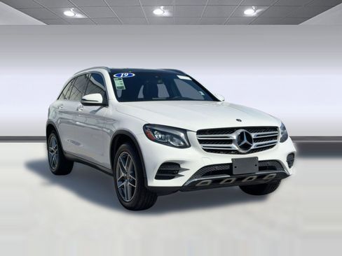 Used 2019 Mercedes-Benz GLC 300 4MATIC image 7