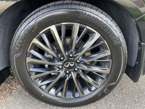 New 2026 INFINITI QX80 Autograph w/ Premium Cargo Package image 11