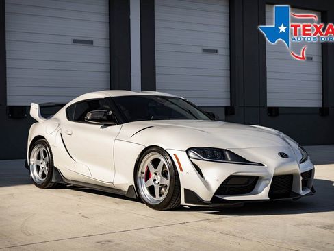 Used 2020 Toyota Supra image 1