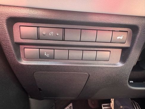 New 2025 Mitsubishi Outlander AWD image 27