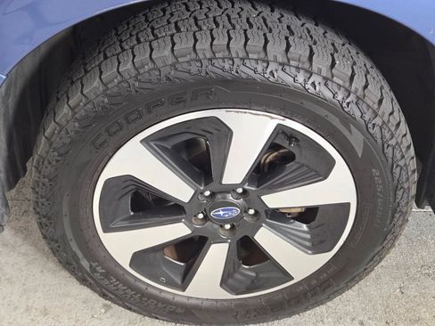 Used 2018 Subaru Forester 2.5i Premium AWD/4WD image 13