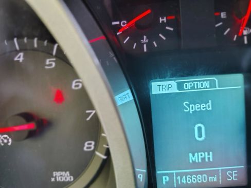 Used 2014 Chevrolet Equinox LT w/ Power Convenience Package image 8