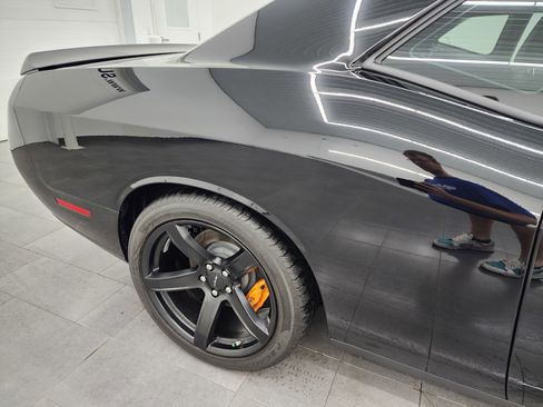 Used 2018 Dodge Challenger SRT Hellcat image 25