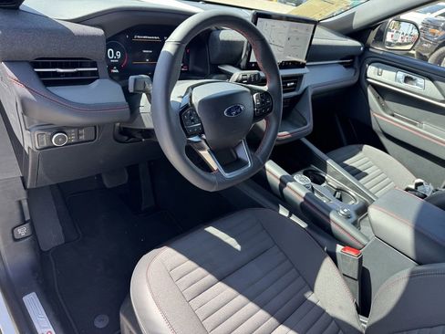 Used 2026 Ford Explorer ST-Line w/ Premium Package RWD image 13