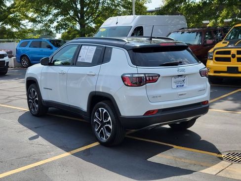 Certified 2023 Jeep Compass Limited AWD/4WD image 3