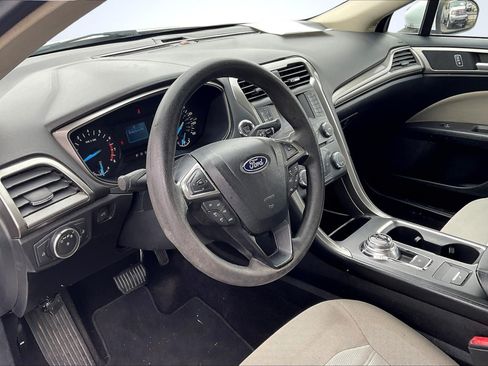 Used 2017 Ford Fusion S FWD image 14