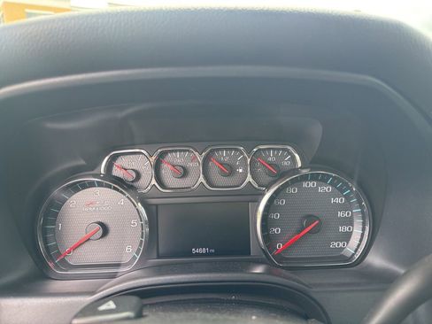 Used 2018 Chevrolet Silverado 1500 LT w/ True North Edition AWD/4WD image 12