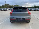 Used 2020 Volvo XC40 T4 R-Design image 6