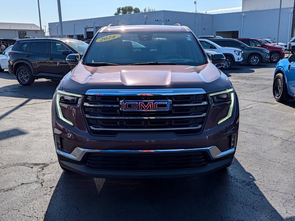 Used 2024 GMC Acadia Elevation FWD image 2