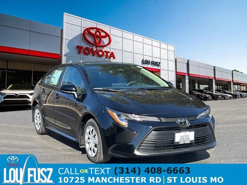 New 2025 Toyota Corolla LE image 1