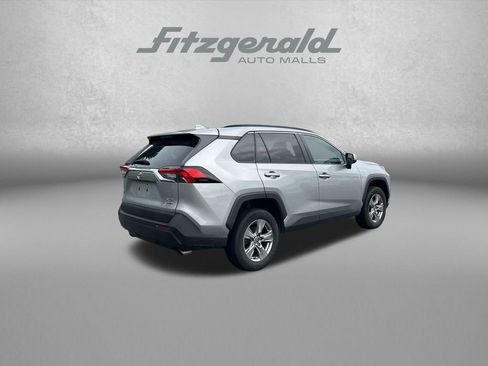 Used 2023 Toyota RAV4 XLE AWD/4WD image 7