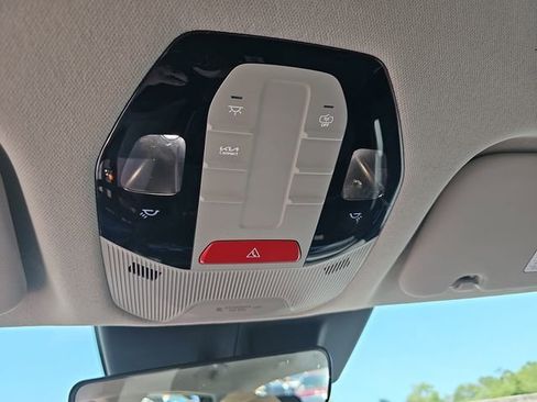 Used 2025 Kia K4 EX FWD image 31