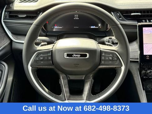 Used 2024 Jeep Grand Cherokee L Limited w/ Luxury Tech Group II image 14